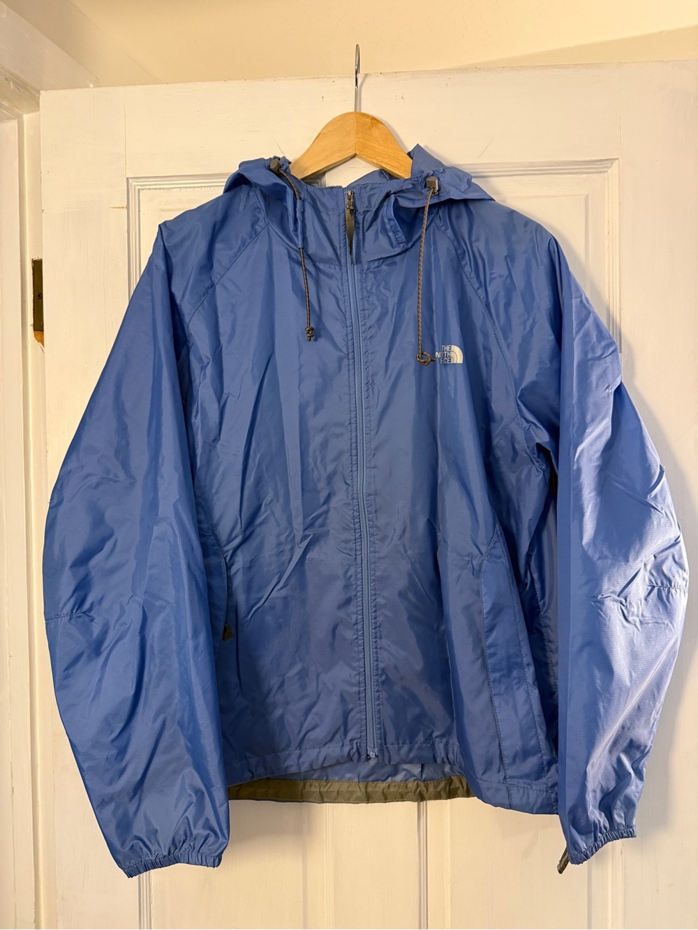 The North Face Flyweight Jacket Womens Medium Blue Stow Lightweight Windbreaker